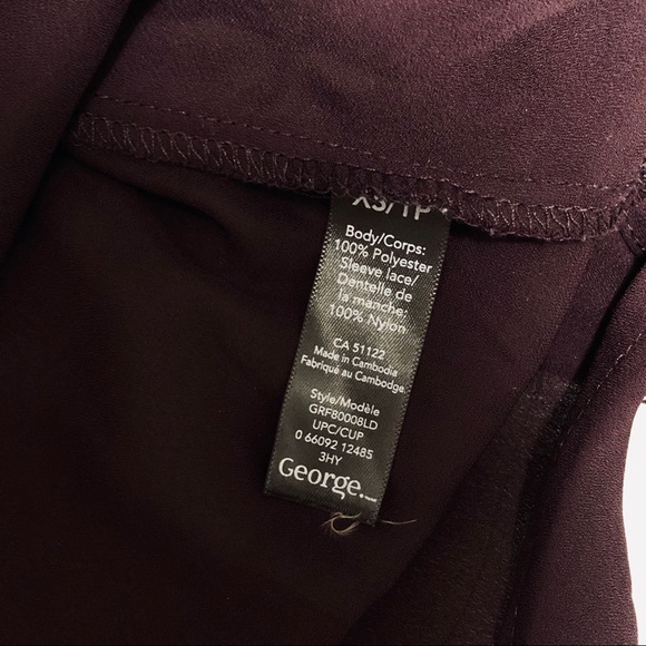 SOLD!!  George | Blouse With Lace Sleeves - Picture 6 of 6